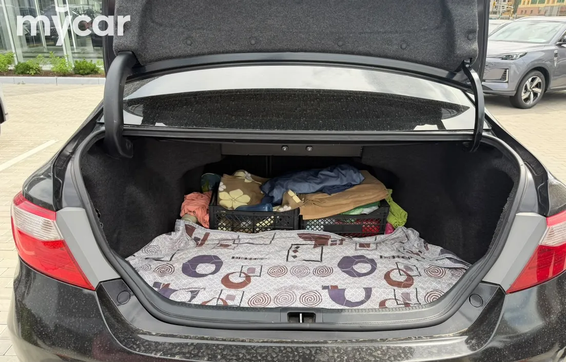 Toyota Camry 2015