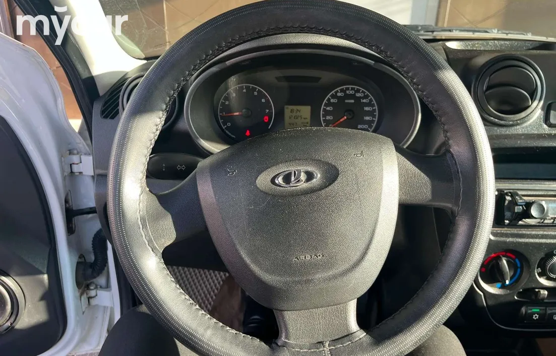 LADA Granta 2015