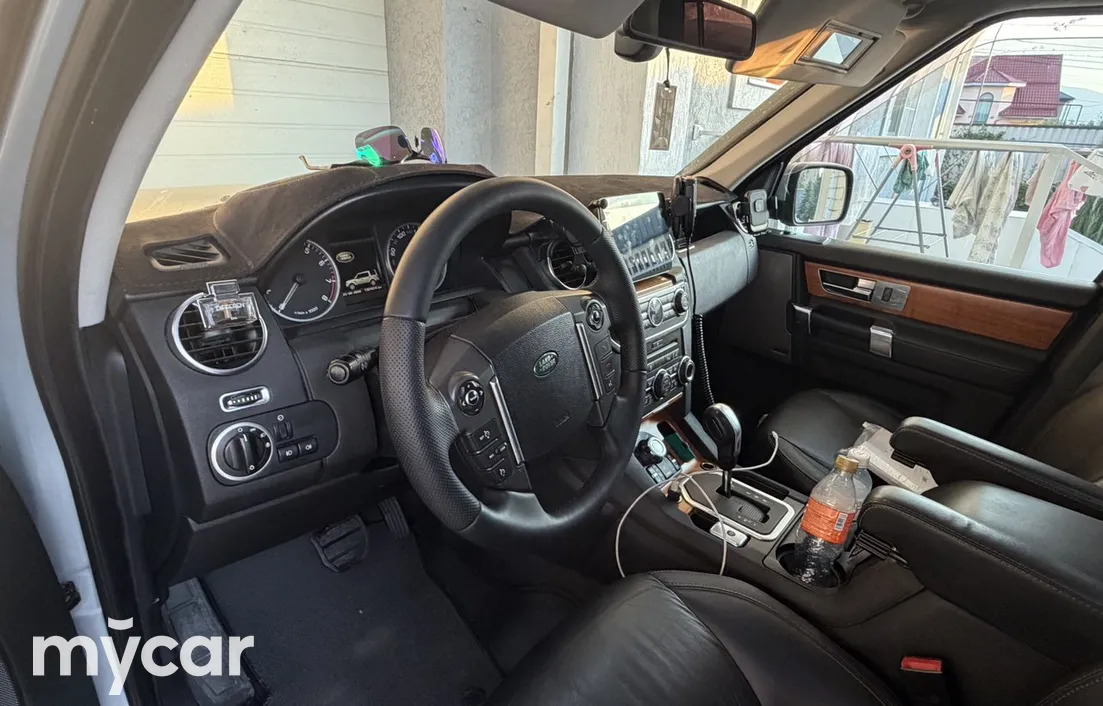 Land Rover Discovery 2011