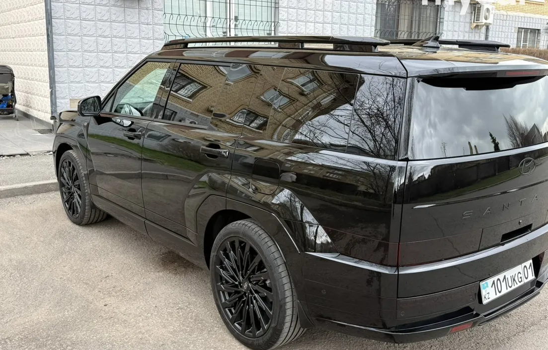 Hyundai Santa Fe 2025