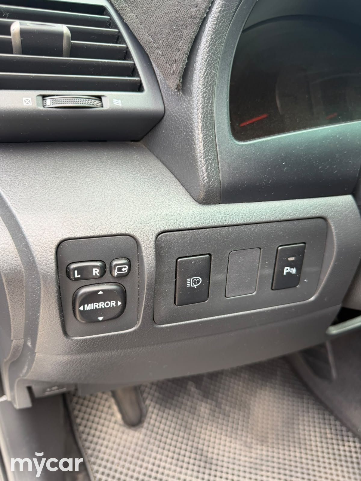 Toyota Camry 2010
