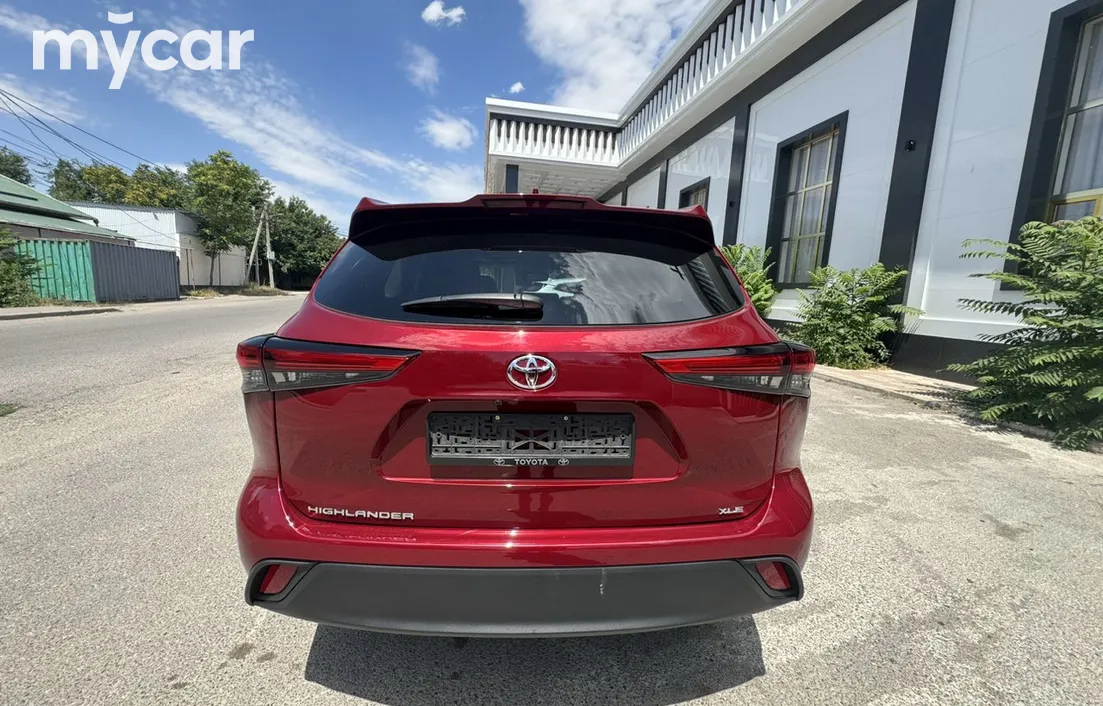 Toyota Highlander 2023