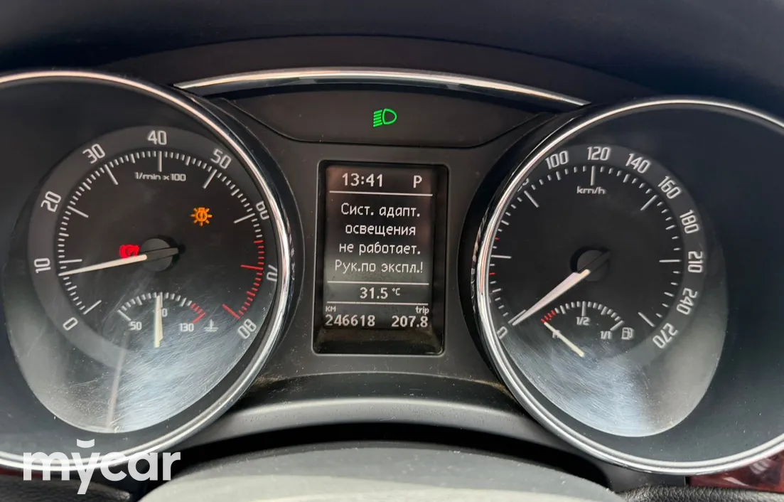 Skoda Superb 2011