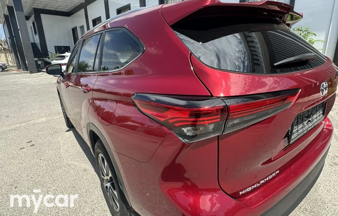 Toyota Highlander 2023