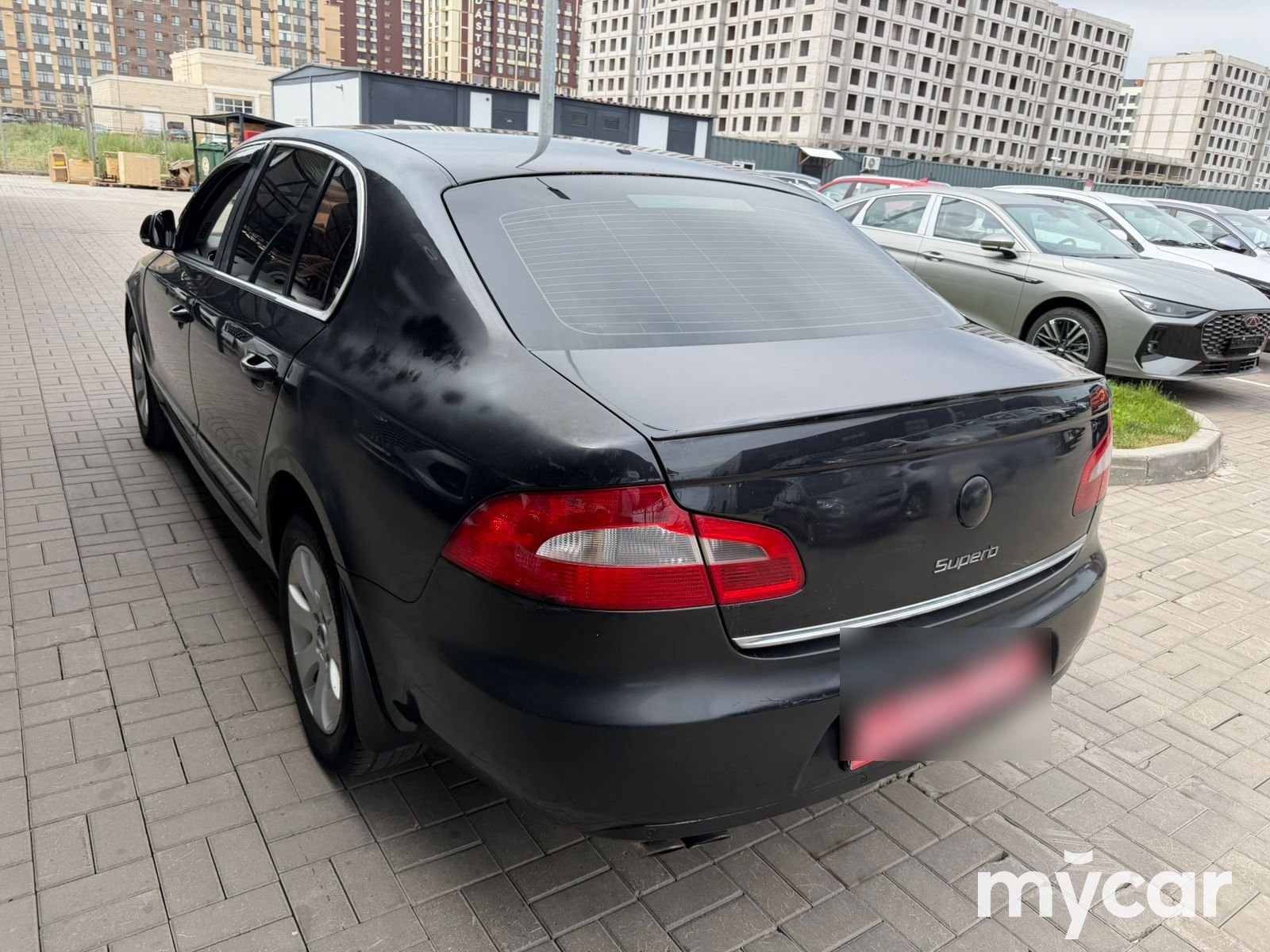 Skoda Superb 2011