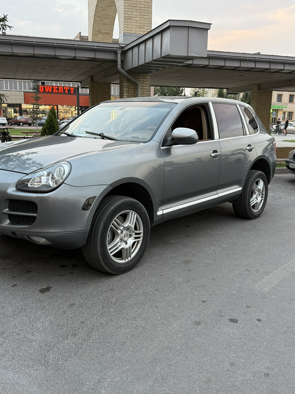 Porsche Cayenne 2003