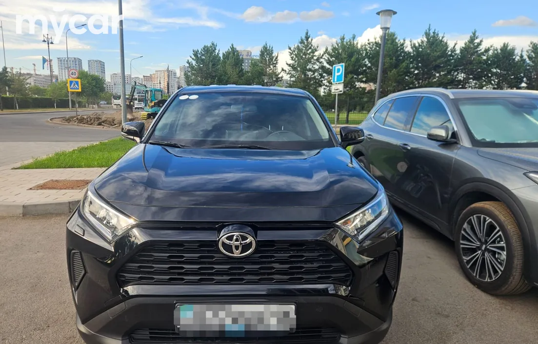 Toyota RAV4 2021