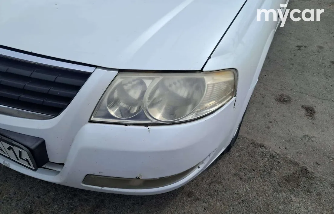 Nissan Almera 2012