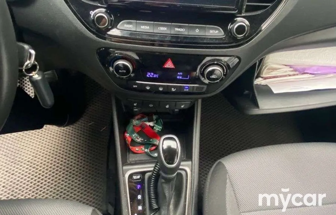Hyundai Accent 2021
