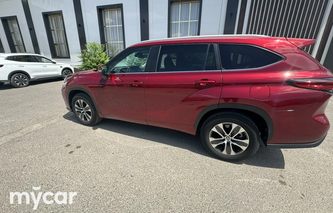 Toyota Highlander 2023