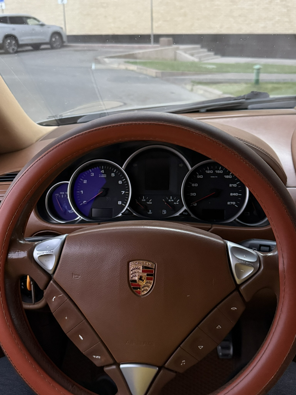 Porsche Cayenne 2003