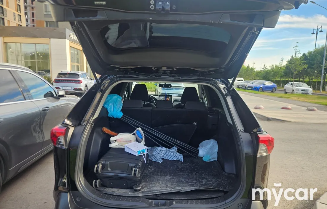 Toyota RAV4 2021