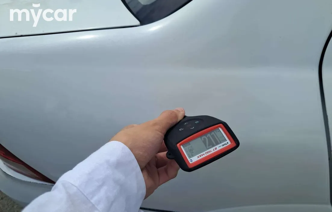 Nissan Almera 2012
