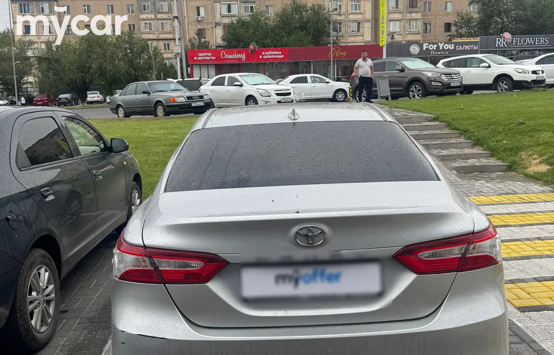 Toyota Camry 2018