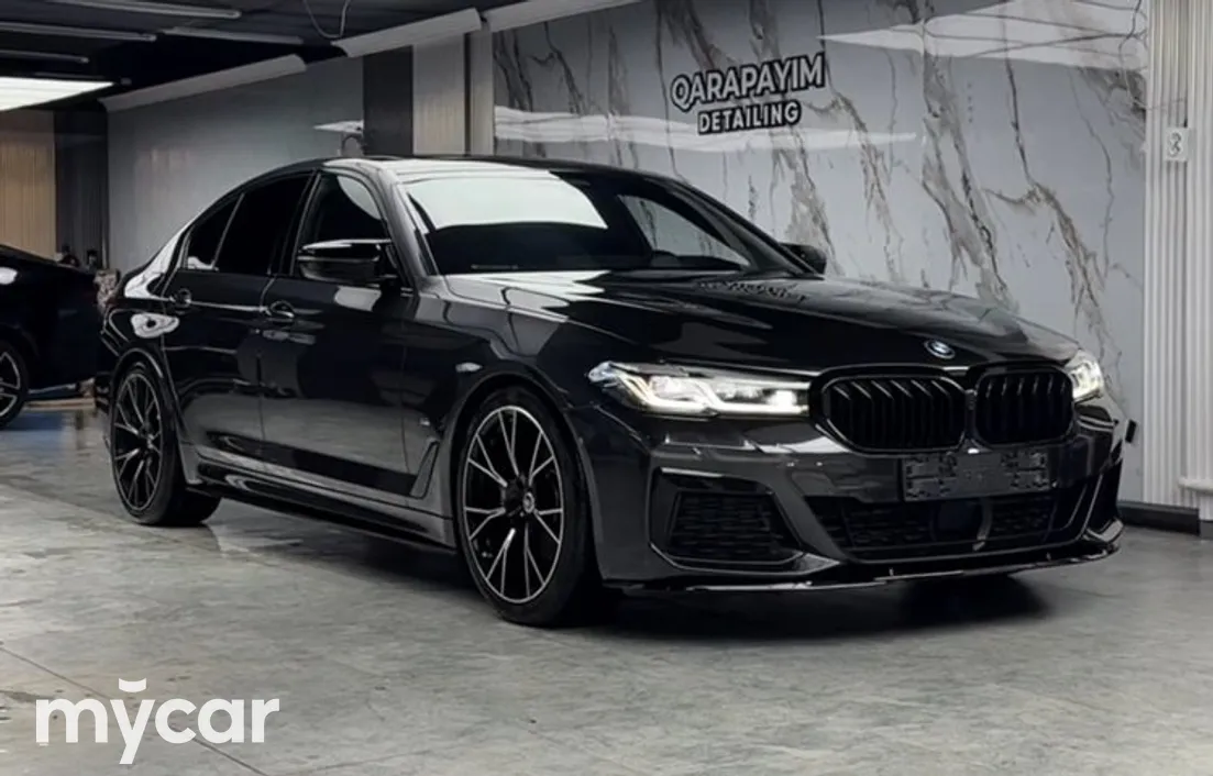 BMW 5 серия 2020
