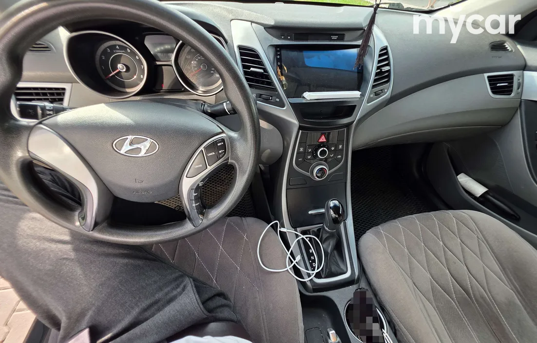 Hyundai Elantra 2014