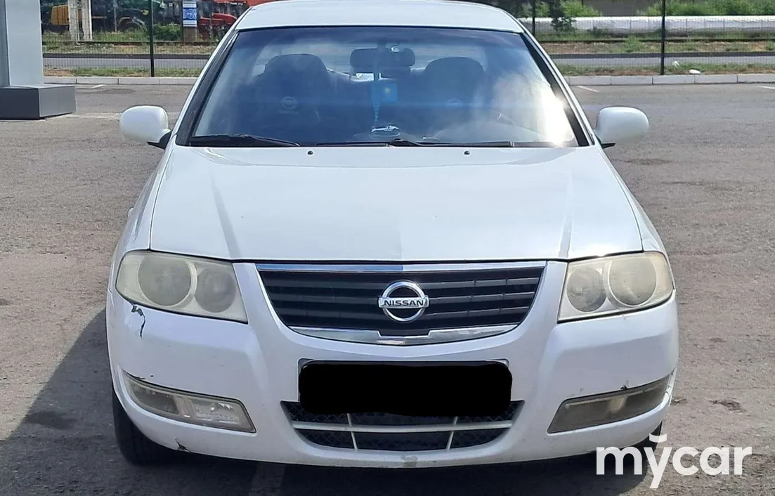 Nissan Almera 2012