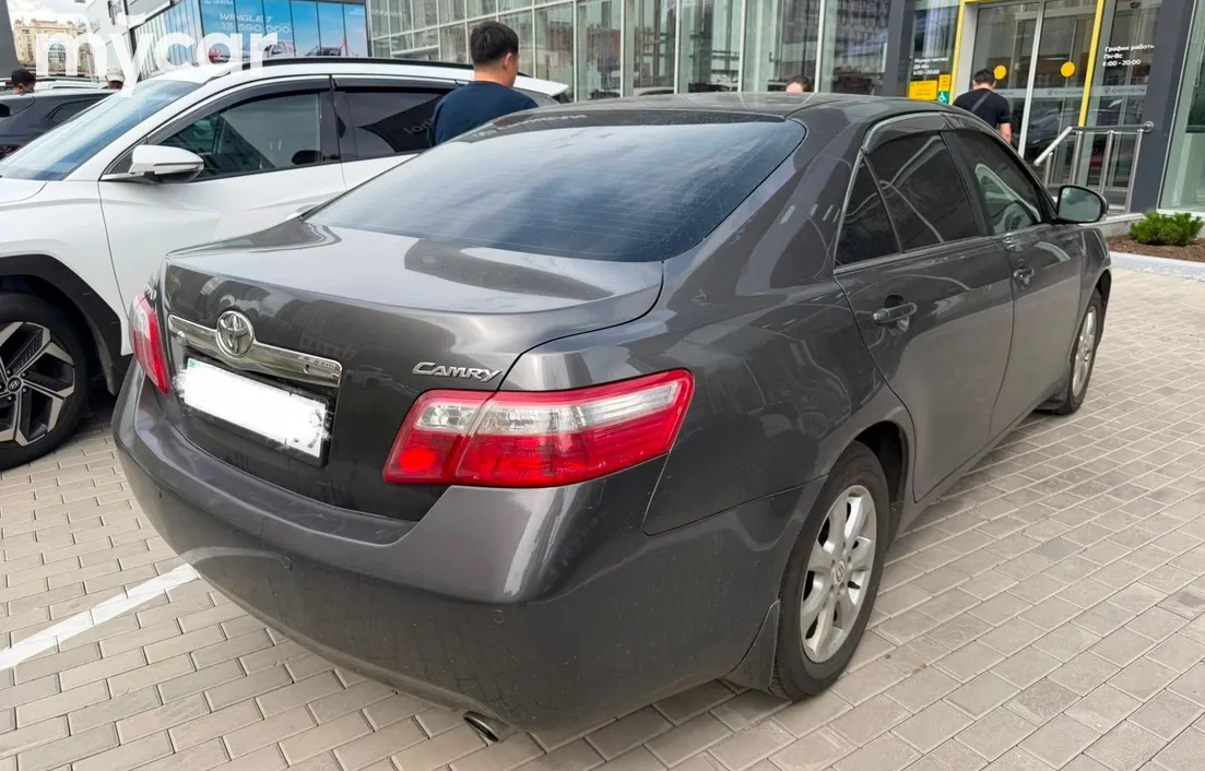 Toyota Camry 2010
