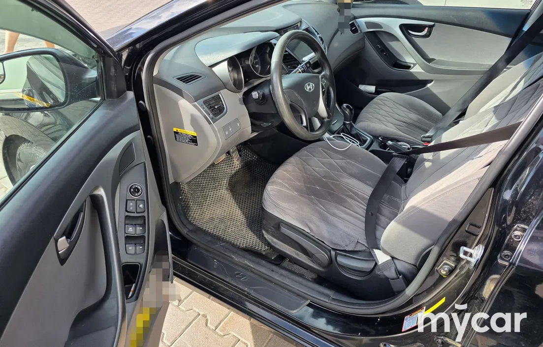 Hyundai Elantra 2014