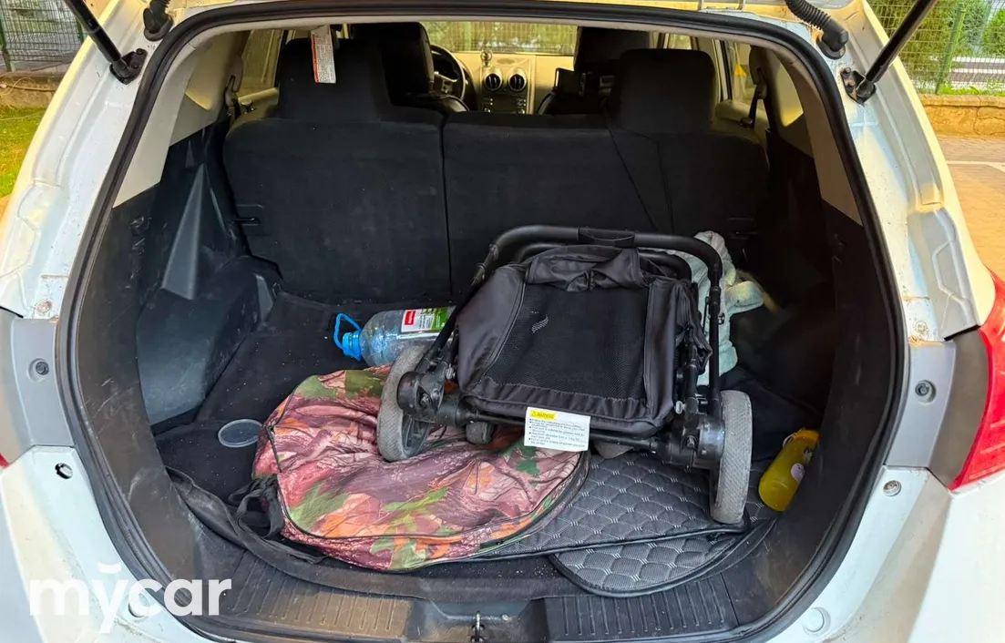 Nissan Rogue 2012