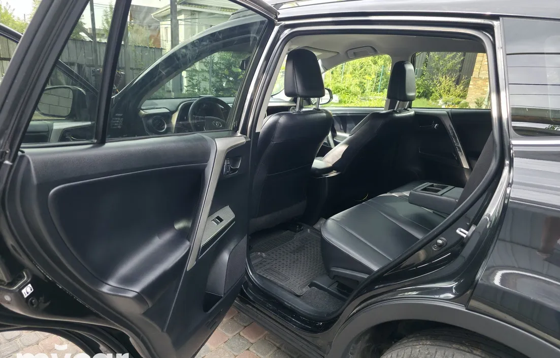 Toyota RAV4 2013