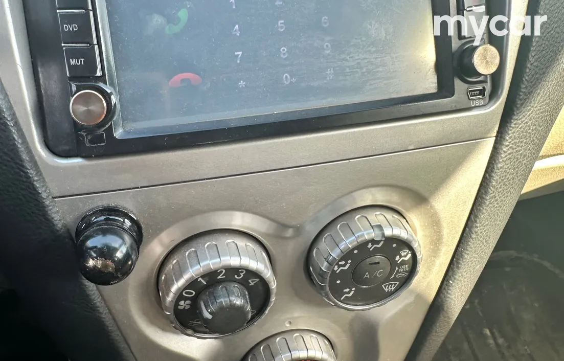 Toyota Yaris 2008