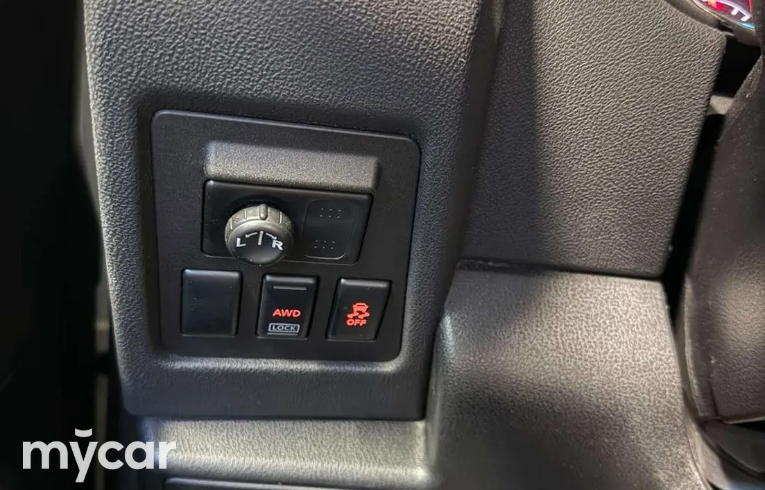 Nissan Rogue 2012