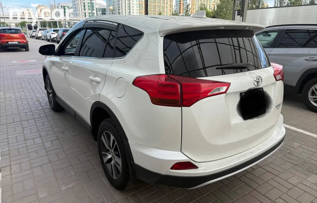 Toyota RAV4 2016
