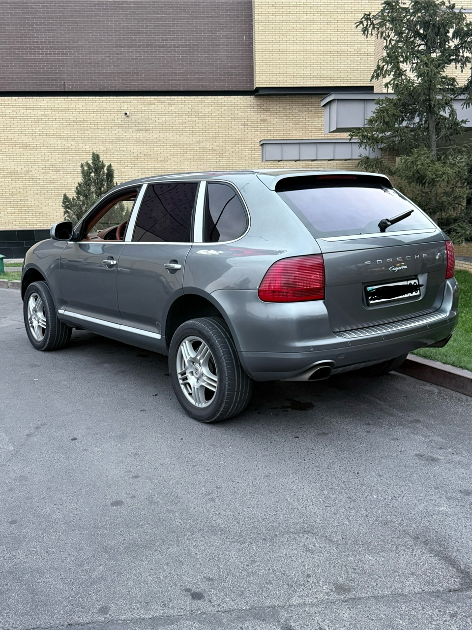 Porsche Cayenne 2003