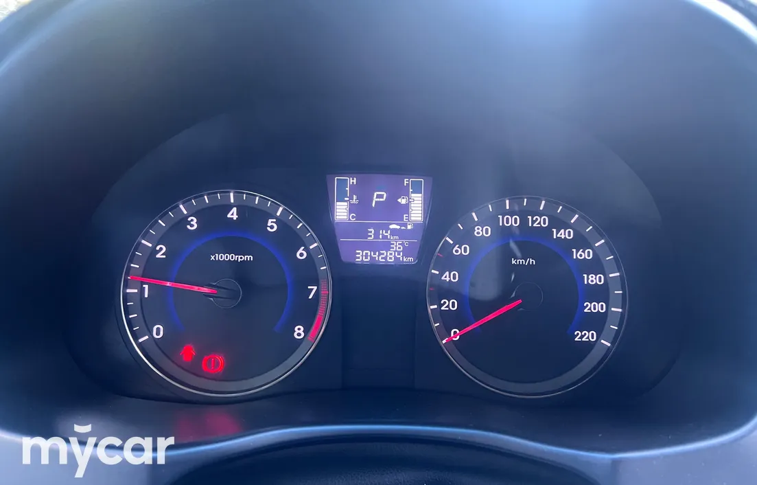 Hyundai Accent 2014