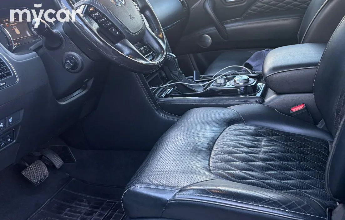 Infiniti QX80 2021