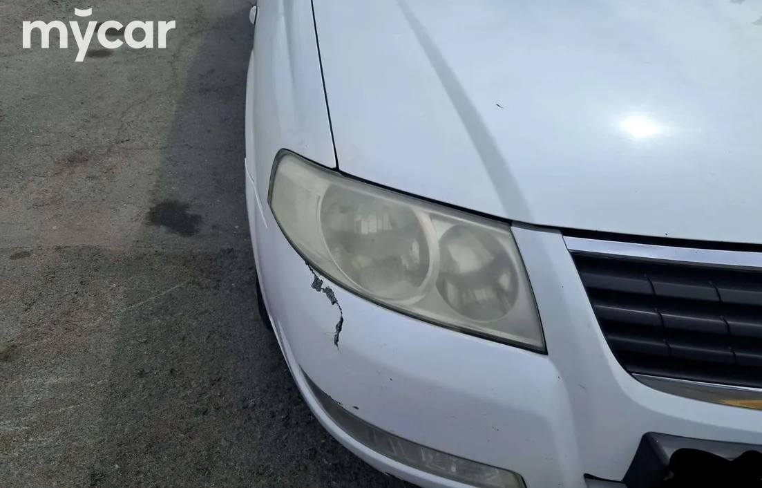 Nissan Almera 2012