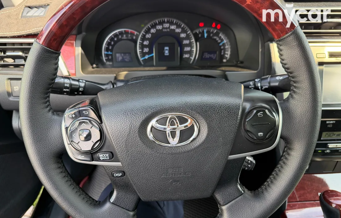 Toyota Camry 2012