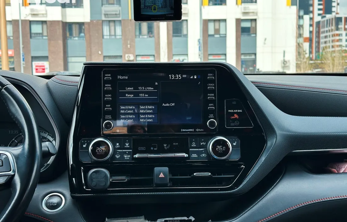 Toyota Highlander 2021