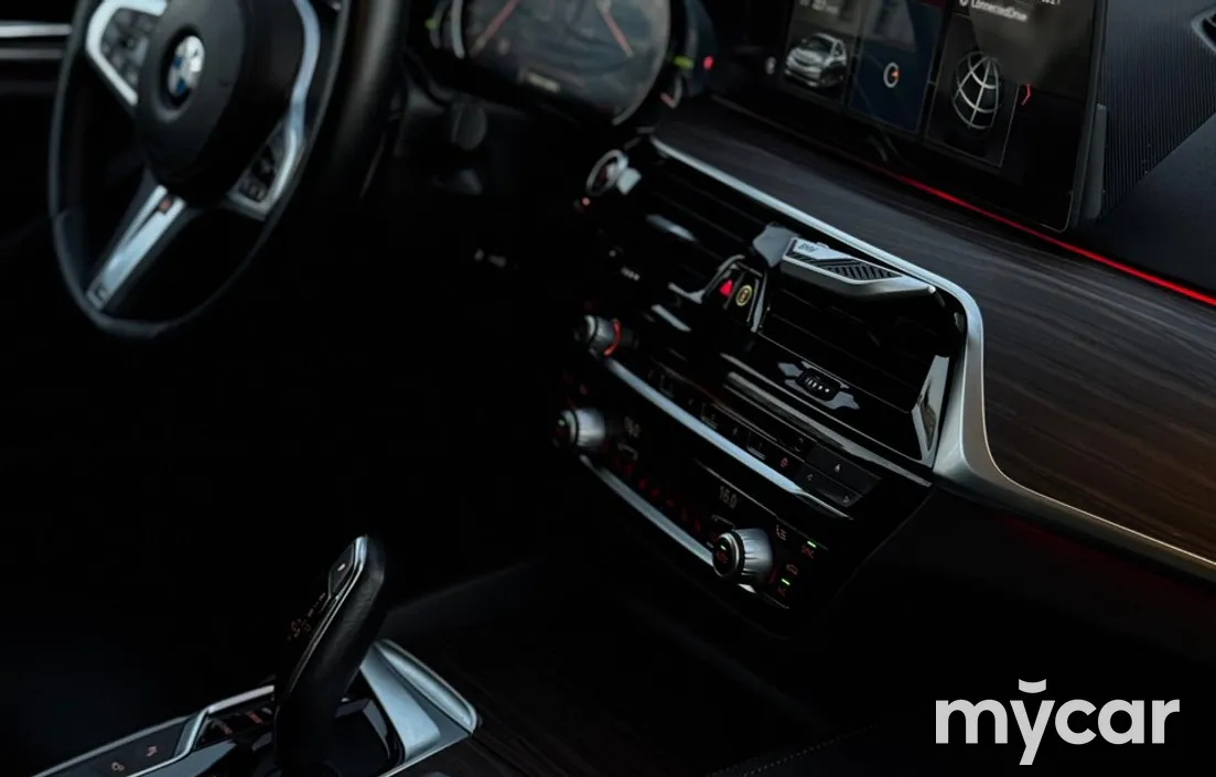 BMW 5 серия 2017