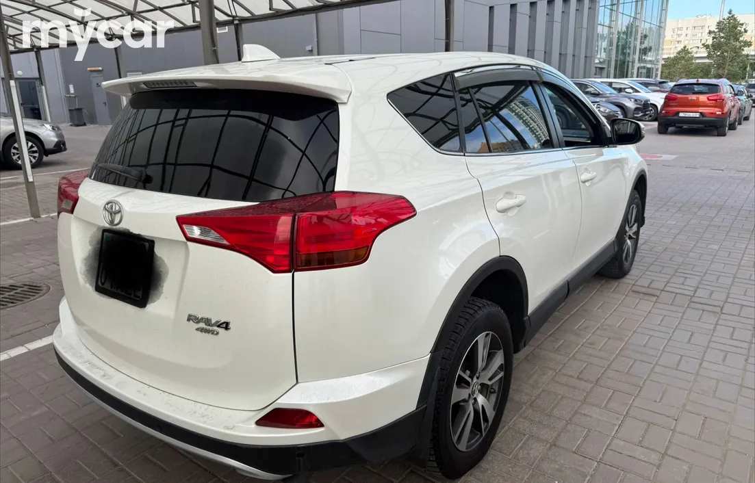 Toyota RAV4 2016