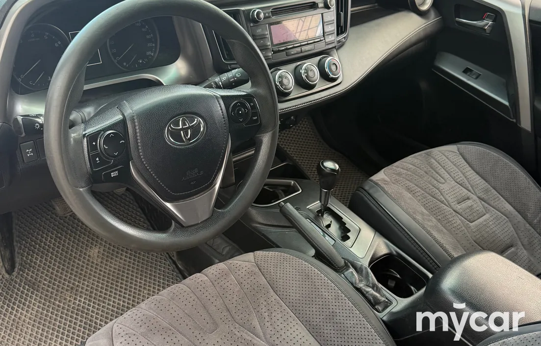 Toyota RAV4 2016