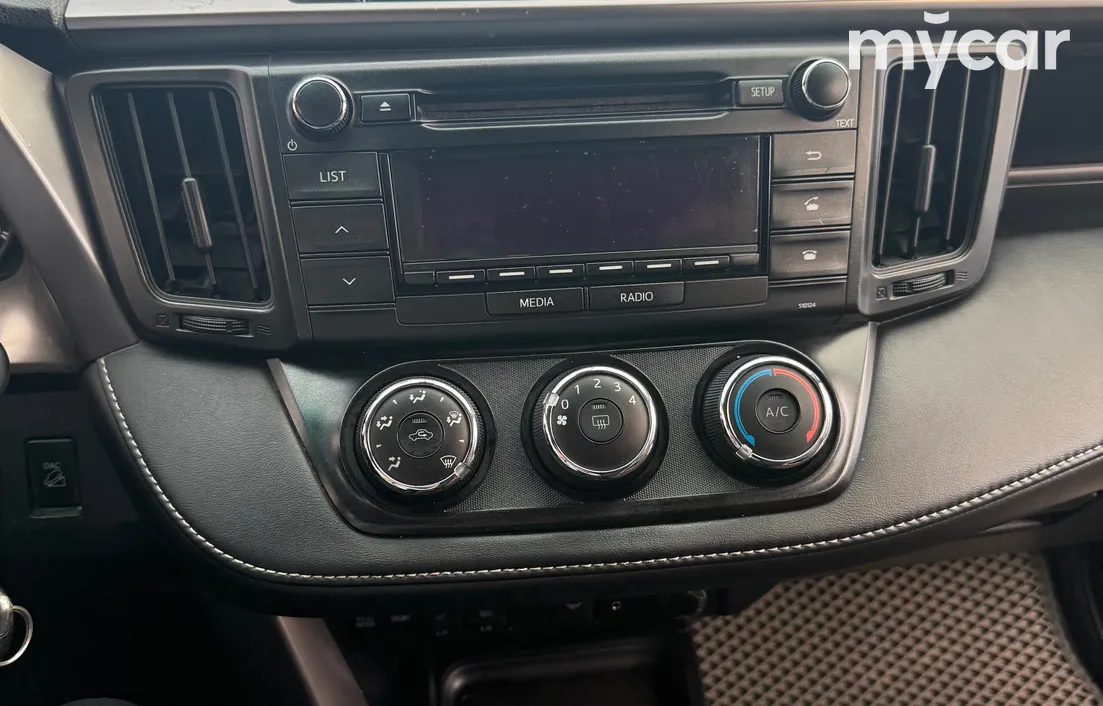 Toyota RAV4 2016