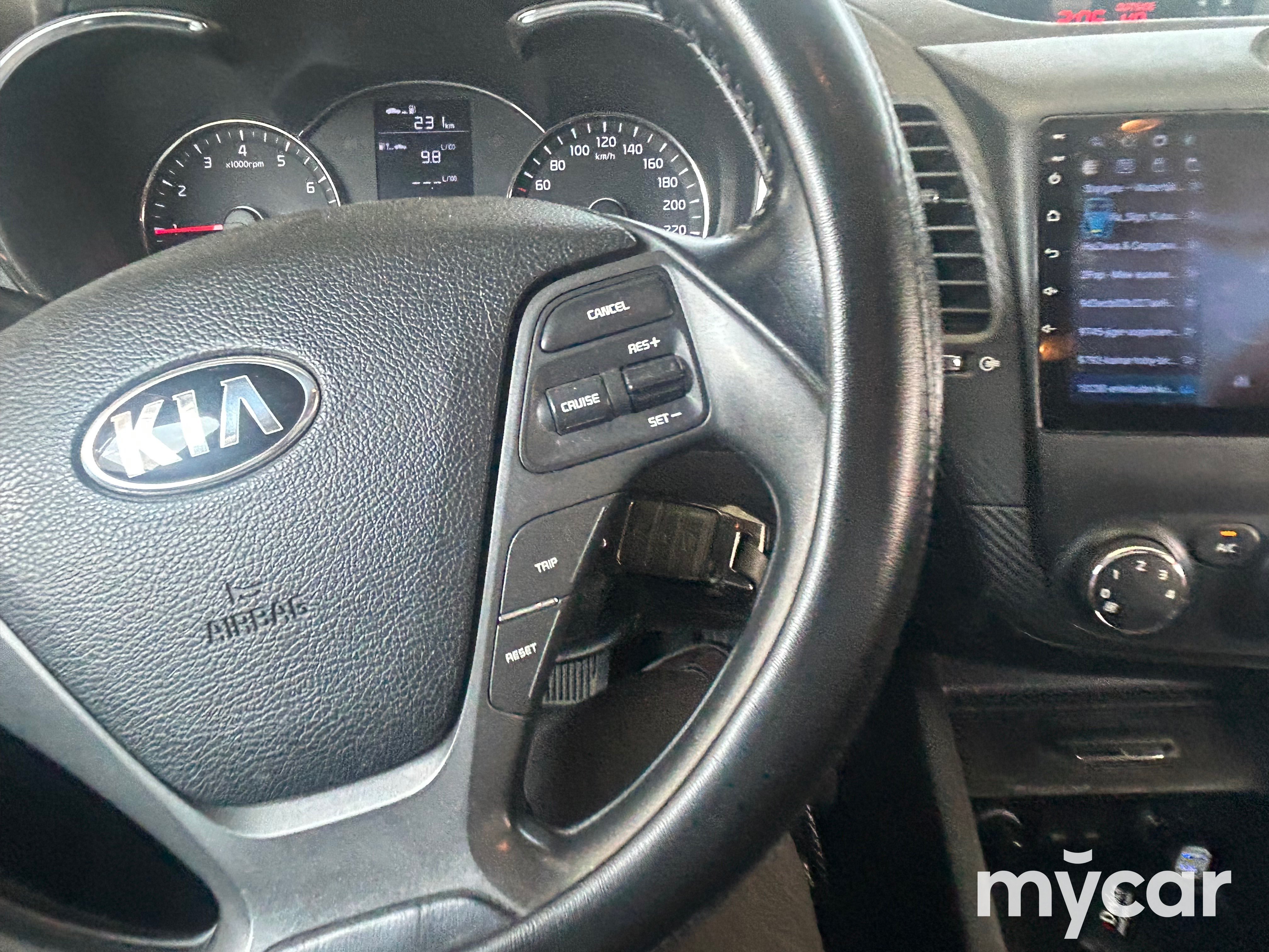 Kia Cerato 2013