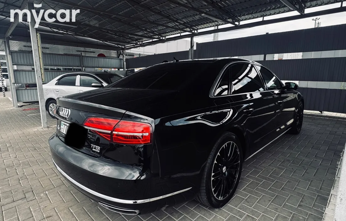 Audi A8 2015