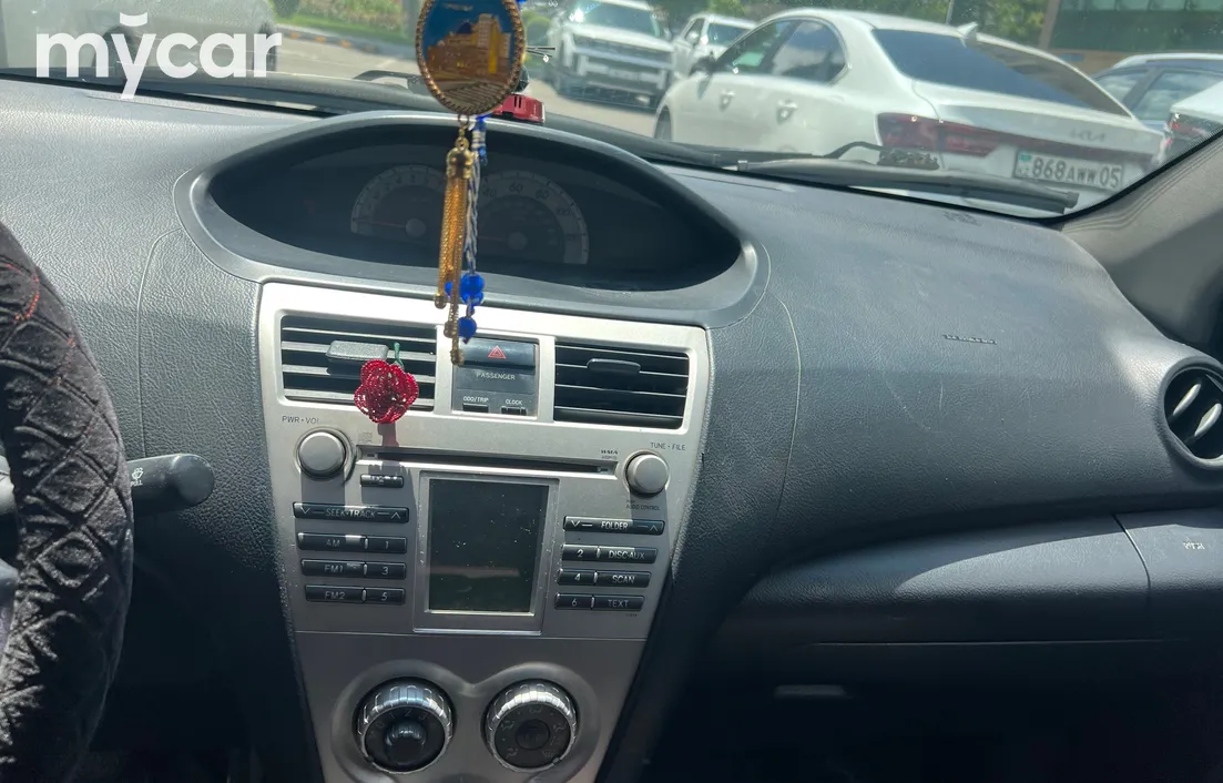 Toyota Yaris 2008