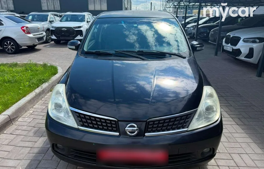 Nissan Tiida 2006