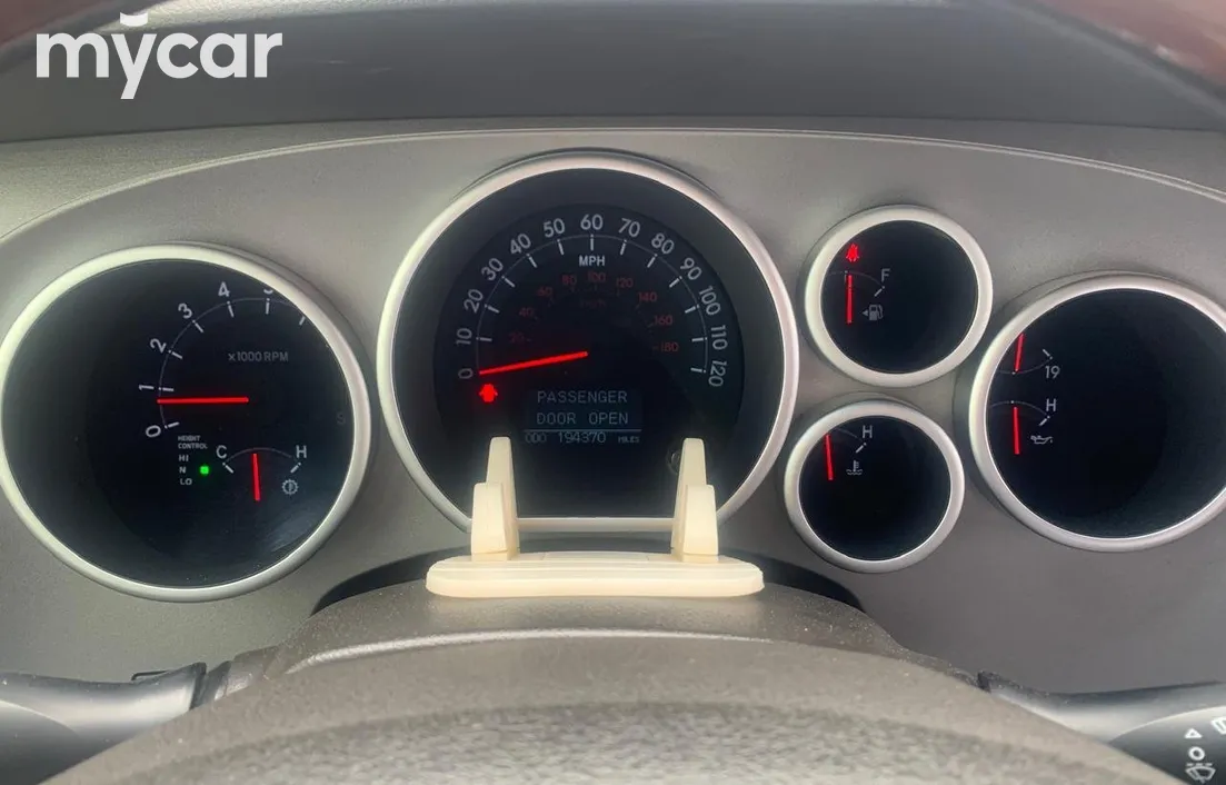 Toyota Sequoia 2010