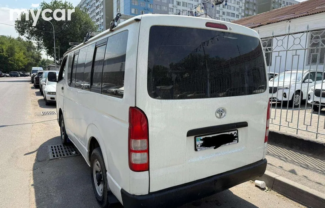 Toyota Hiace 2007