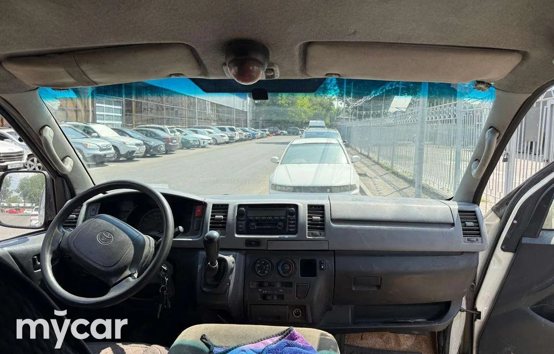 Toyota Hiace 2007