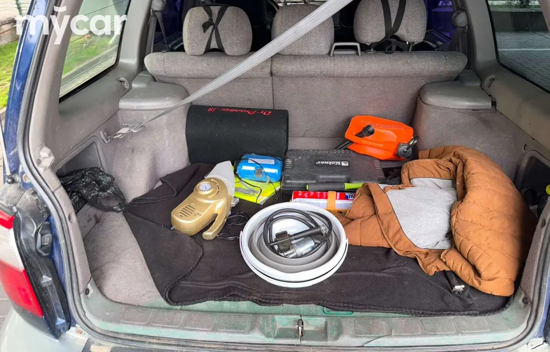 Subaru Forester 2000