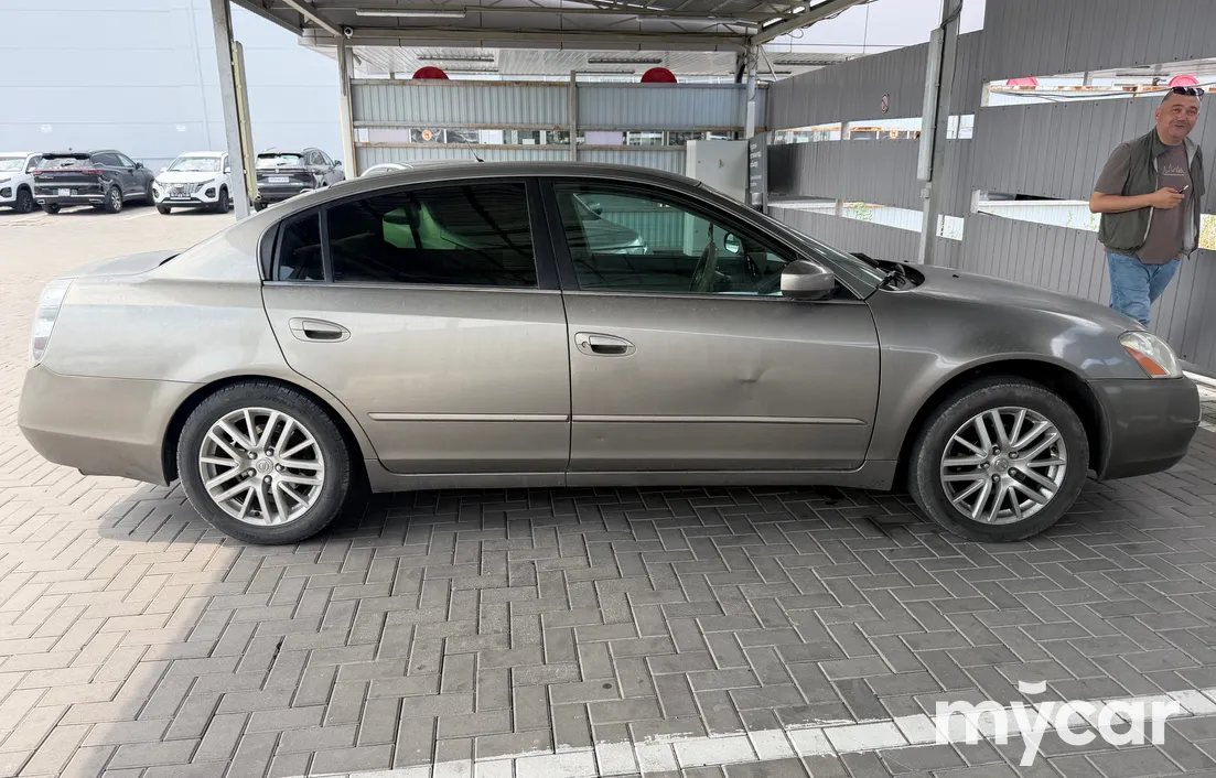 Nissan Altima 2006