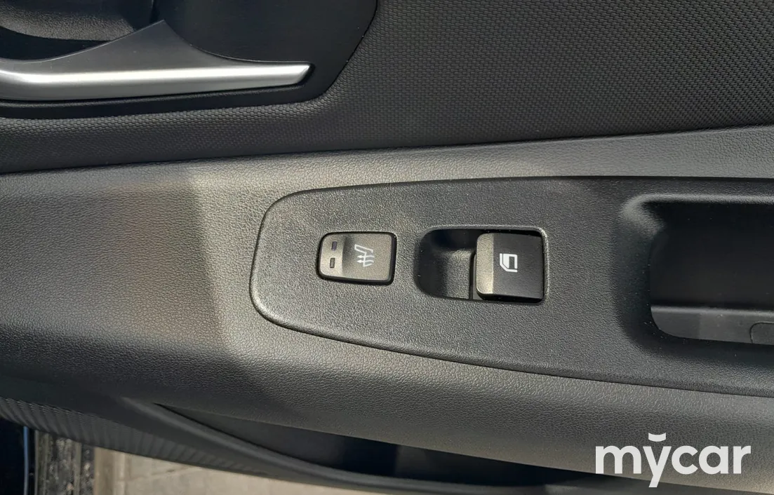 Hyundai Elantra 2025