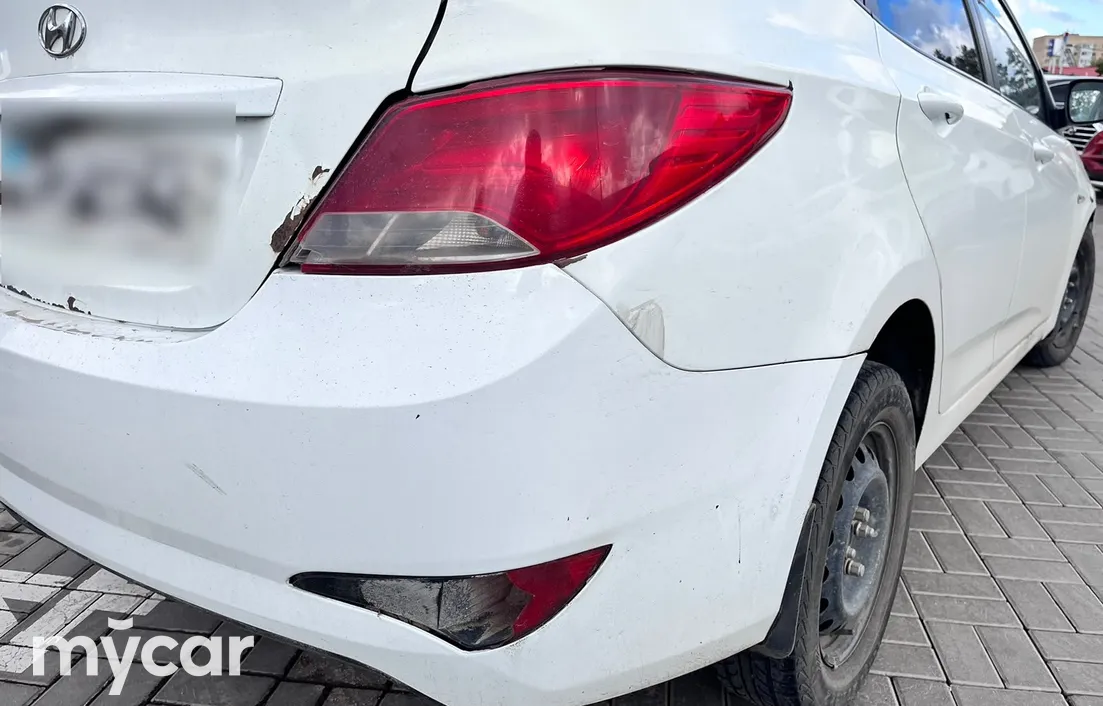 Hyundai Accent 2015