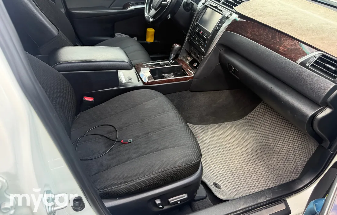 Toyota Camry 2015